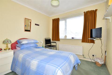 2 David Avenue, Cliftonville, Margate, CT9 3DU