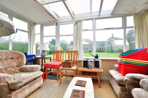 2 David Avenue, Cliftonville, Margate, CT9 3DU