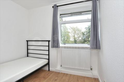 4 bedroom house share to rent - Brougham Place