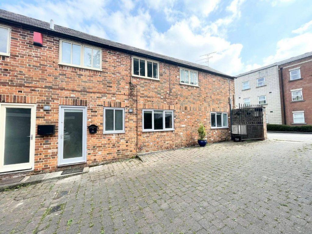 20 Joiner Lane, Old Town, Swindon... 1 bed flat £124,999