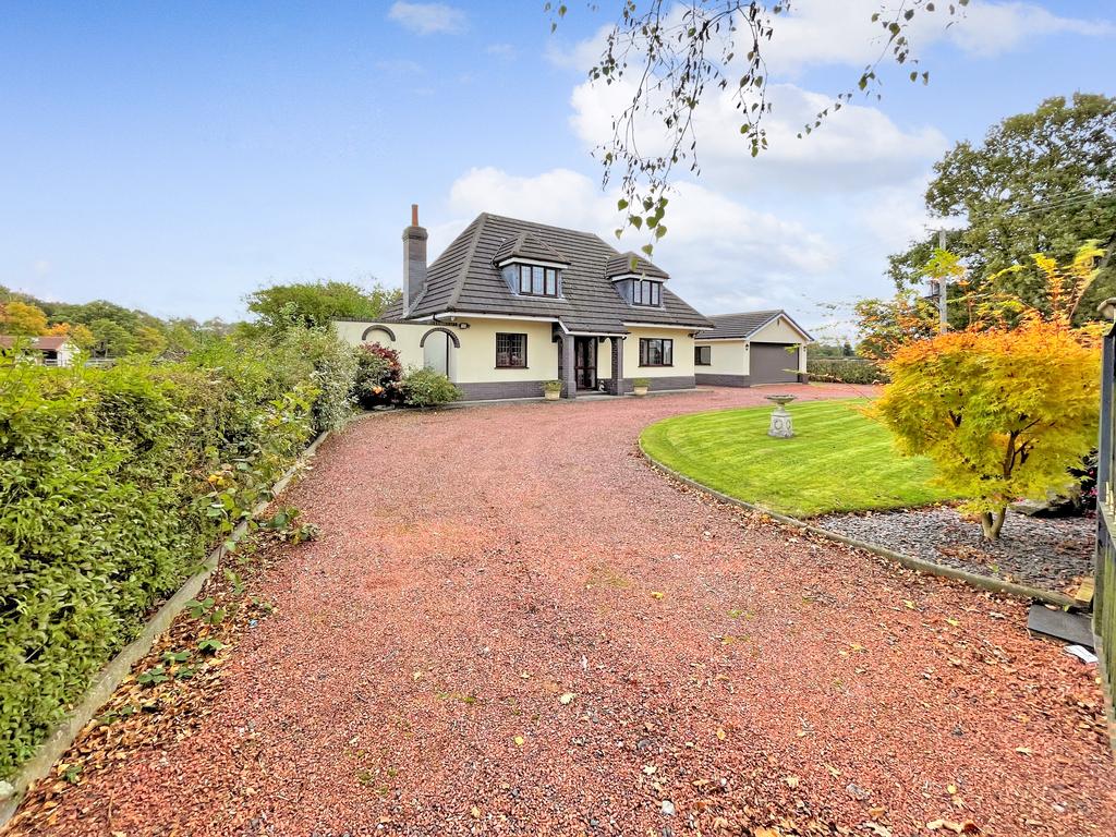 Allspan Bungalow, Stable Lane, Calf... 4 bed detached house £775,000