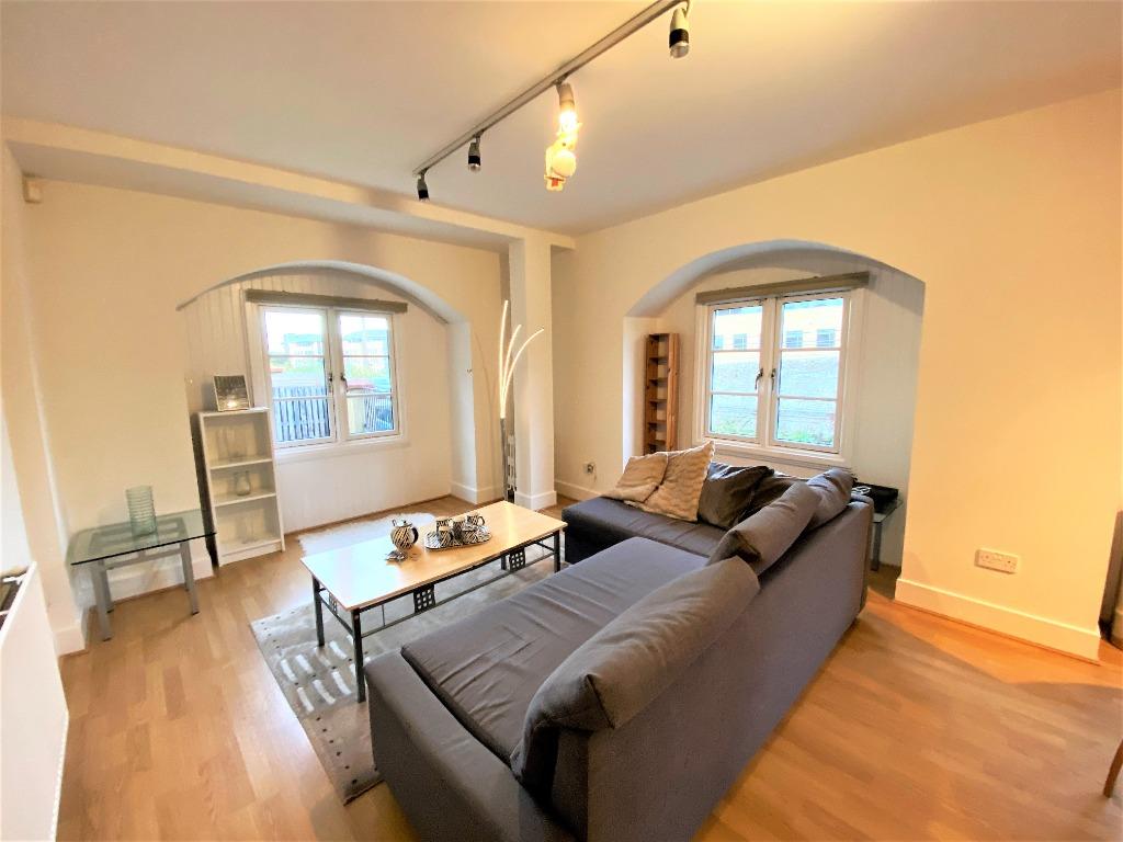 Easter Dalry Wynd, Dalry, Edinburgh, EH11 2 bed flat £1,250 pcm (£288 pw)