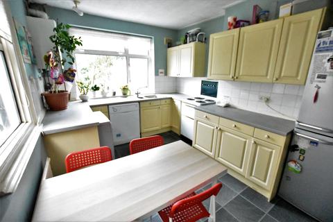 33 Cromwell Road, Feltham, TW13 5AS