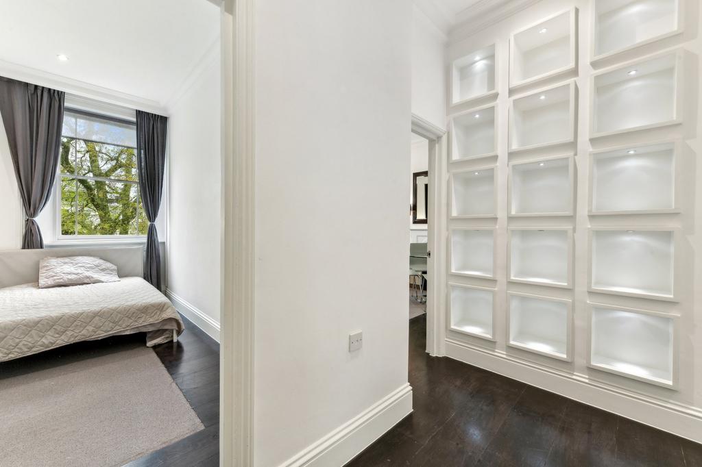 Hallway/ Bedroom