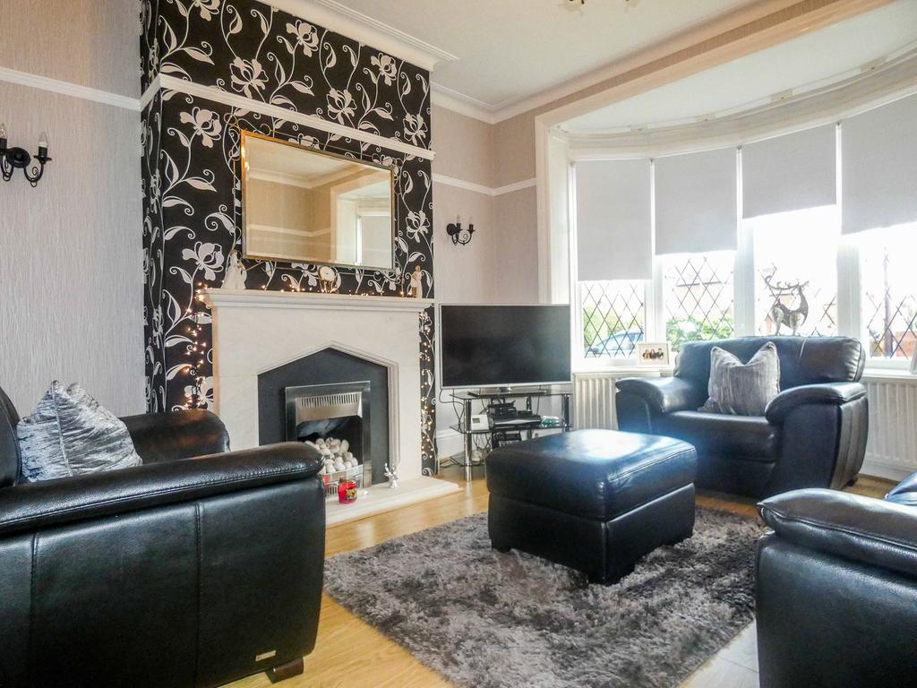 Cypress Gardens, Blyth... 3 bed semidetached house £195,000