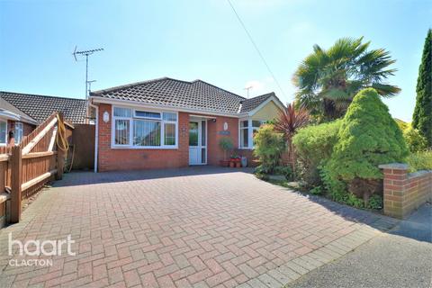 29 Bockings Grove, Clacton-on-sea, CO16 8DL