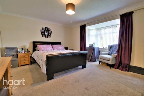 29 Bockings Grove, Clacton-on-sea, CO16 8DL