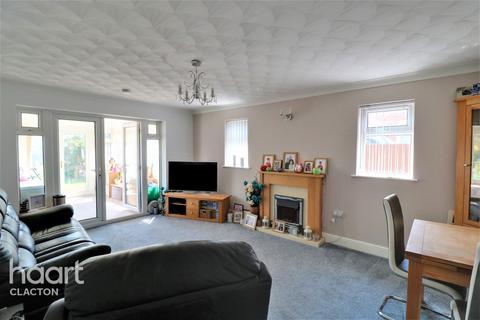 29 Bockings Grove, Clacton-on-sea, CO16 8DL