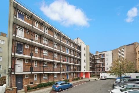 Flat 10, Chagford House Talwin Street, London, E3 3NP
