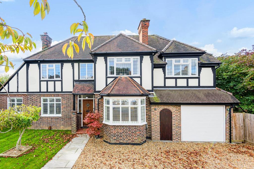 Braeside, Beckenham 4 bed detached house £1,400,000