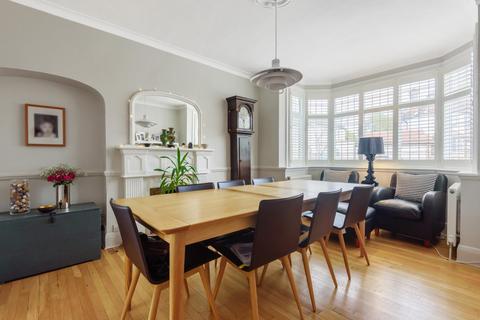 51 Braeside, Beckenham, BR3 1ST
