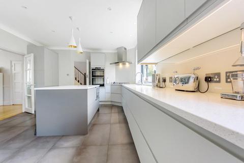 51 Braeside, Beckenham, BR3 1ST