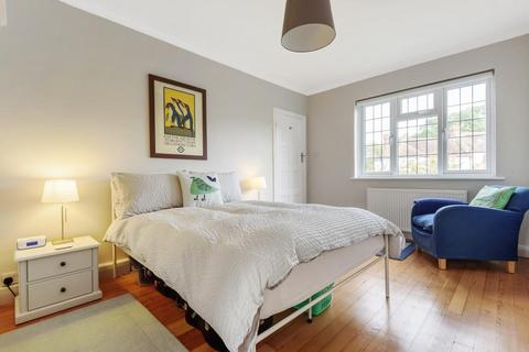 51 Braeside, Beckenham, BR3 1ST