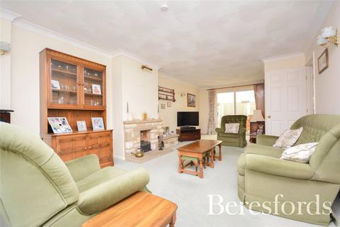 9 Philips Close, Rayne, Braintree, CM77 6DB