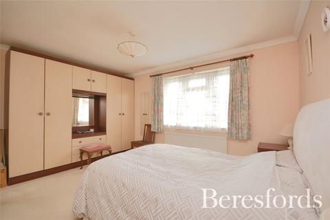 9 Philips Close, Rayne, Braintree, CM77 6DB
