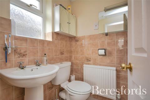 9 Philips Close, Rayne, Braintree, CM77 6DB
