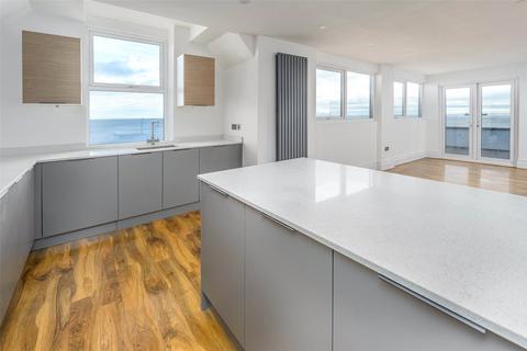 3 bedroom penthouse for sale, Montague Apartments, 55 Esplanade, Whitley Bay, NE26