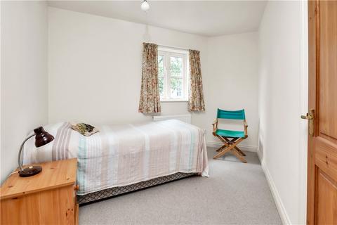5 Mead Close, Moreton-in-marsh, GL56 0LY
