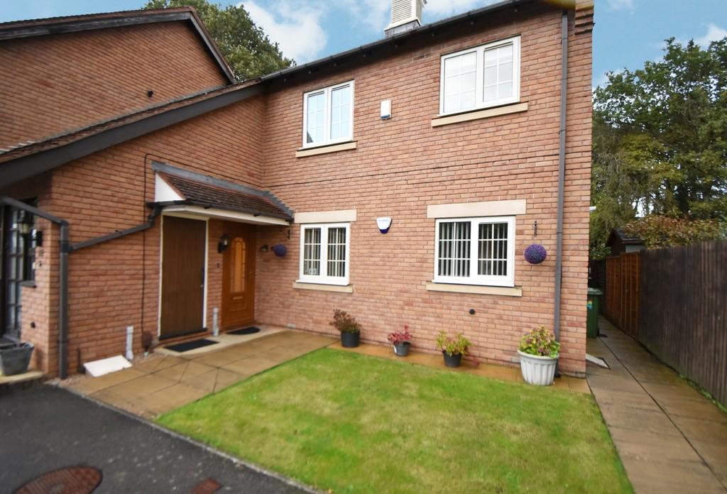 The Spinney, Solihull 2 bed ground floor flat £249,900