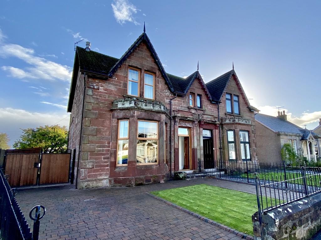 Round Riding Road, Dumbarton, West Dunbartonshire 3 bed semi-detached ...