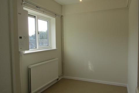 2 bedroom flat to rent, Pepper Place, Warminster
