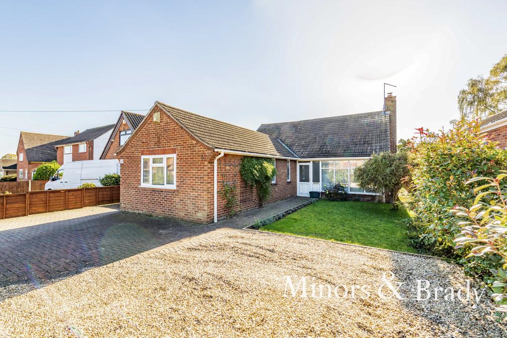 St. Williams Way, Thorpe St. Andrew 3 bed detached bungalow £425,000