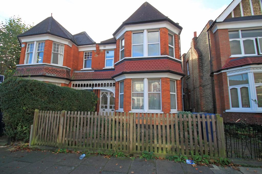 Princes Avenue, Finchley Central, N3 1 bed apartment £1,040 pcm (£240 pw)