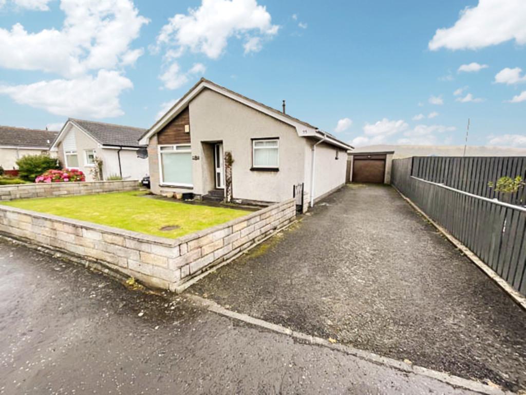Glebe Place, Kinghorn 3 bed detached bungalow £175,000