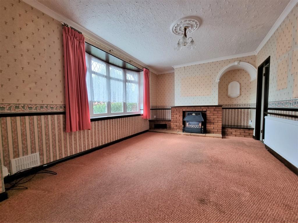 Ansley Common, Nuneaton 3 bed semidetached house £175,000