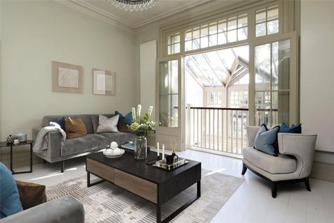 103 Ridgway, London, SW19 4SY