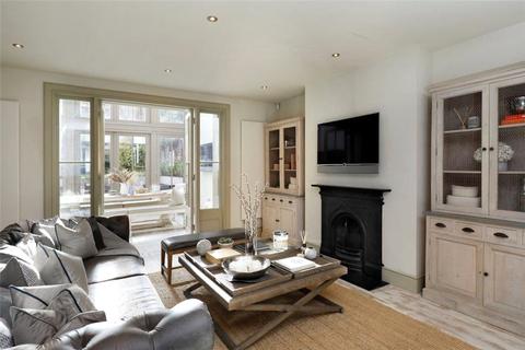 103 Ridgway, London, SW19 4SY