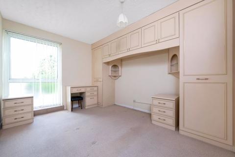 Flat 7, Park House Chislehurst Road, Sidcup, DA14 6BN