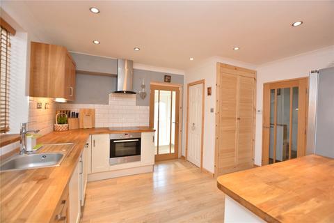 7 Alderton Place, Leeds, LS17 5LL