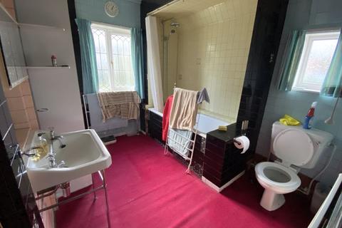 2 Hillside Road, Sutton Coldfield, B74 4DQ