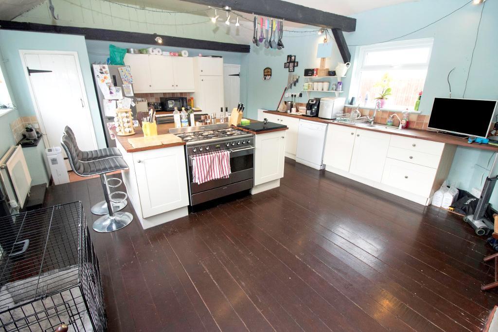 Kitchen Breakfast Family Room