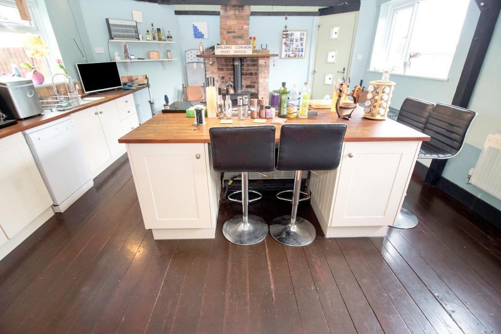 Kitchen Breakfast Family Room