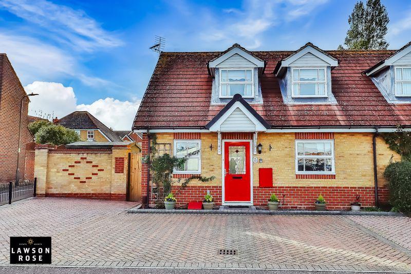 Godwit Road, Southsea 2 bed bungalow £365,000