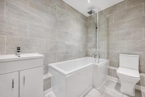 6 Mill Bridge Place, Uxbridge, UB8 2XX
