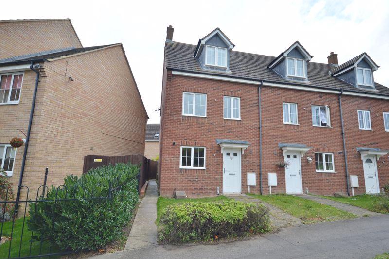 Lyveden Way, Oakley Vale, Corby 3 bed terraced house £895 pcm (£207 pw)