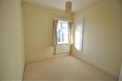 23 Oak Hill, Epsom, KT18 7BU