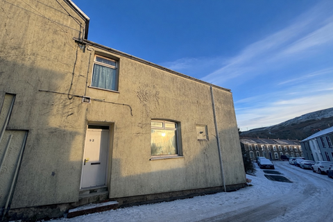 1 bedroom flat to rent, a Picton Street, Maesteg