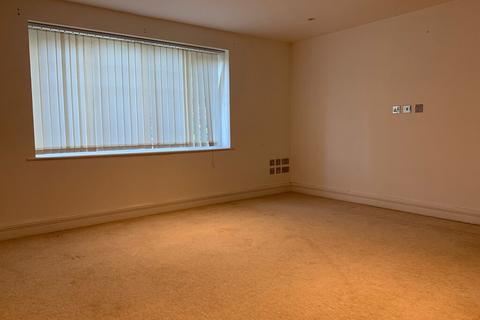 2 bedroom apartment to rent, White Gables Court