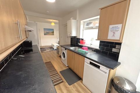 6 bedroom house share to rent, 42 Harefield Road, Ecclesall