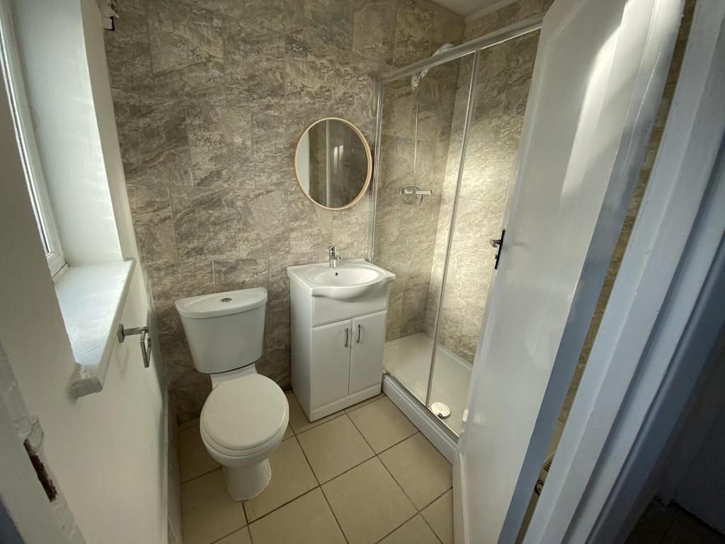 Image2.jpg