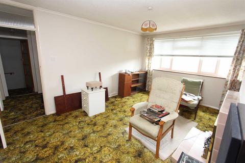 112 Mansfield Hill, London, E4 7JS
