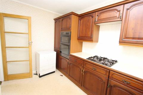 112 Mansfield Hill, London, E4 7JS