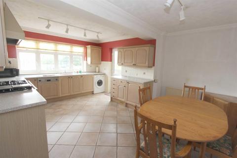39 Weale Road, London, E4 6JL