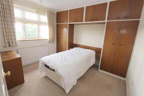 39 Weale Road, London, E4 6JL
