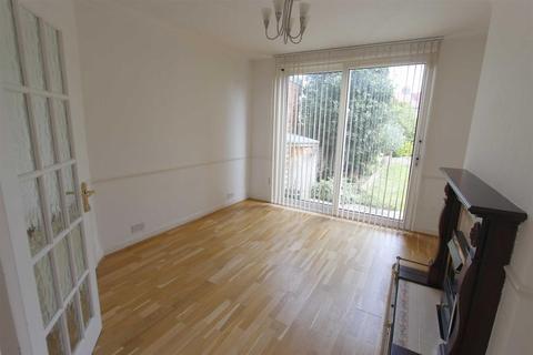 3 Dale View Avenue, London, E4 6PJ