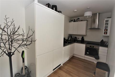 Flat 2, 1 Connaught Avenue, London, E4 7AE